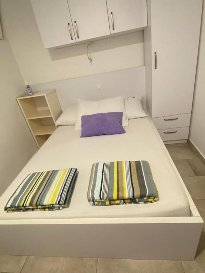 Tissa-Novalja Appartement Buitenkant foto